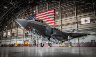 洛马推F-35、F-22升级版 性能直逼6代机