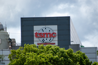 台積電徵語文專才「可出國」！薪水曝光內行一看搖頭