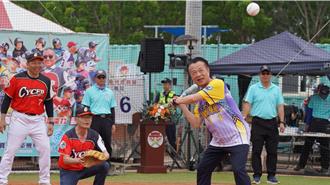 全國消防慢壘賽開打 17縣市來嘉義縣會球友
