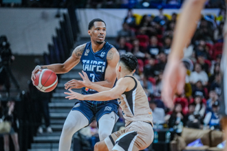 PLG》金恩接近大三元演出 勇士驚險氣走獵鷹2連勝聽牌