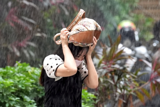 天氣》雲雨區東移開炸！新北3縣市大雨特報 下到明早