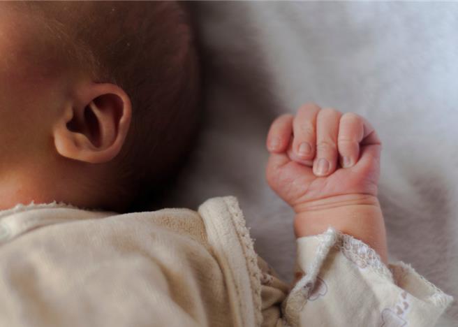 高雄貝寉佳托嬰中心涉虐嬰，至少8人受害。（示意圖：shutterstock／達志）