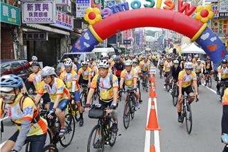 苗栗鐵馬進香啟程 300騎士展開345公里媽祖信仰之旅