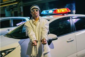 黃明志秀北京機票淚崩開道歉記者會 揭開黑獄內幕