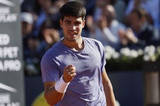 網球》貪多嚼不爛？老前輩指出小蠻牛受傷棄賽原因