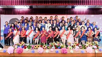 平凡中見偉大！蘆竹表揚43位模範母親 98歲礦工媽感動全場