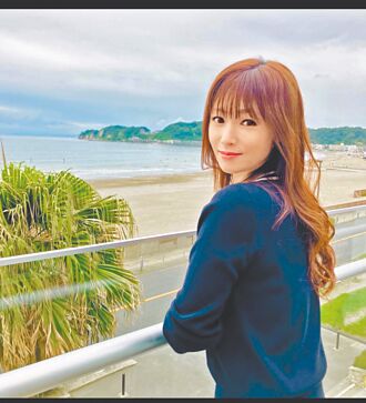 深田恭子分手百億社長 扶正新歡導演