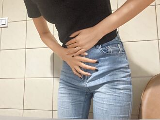 下腹劇痛 竟是囊腫致卵巢扭轉