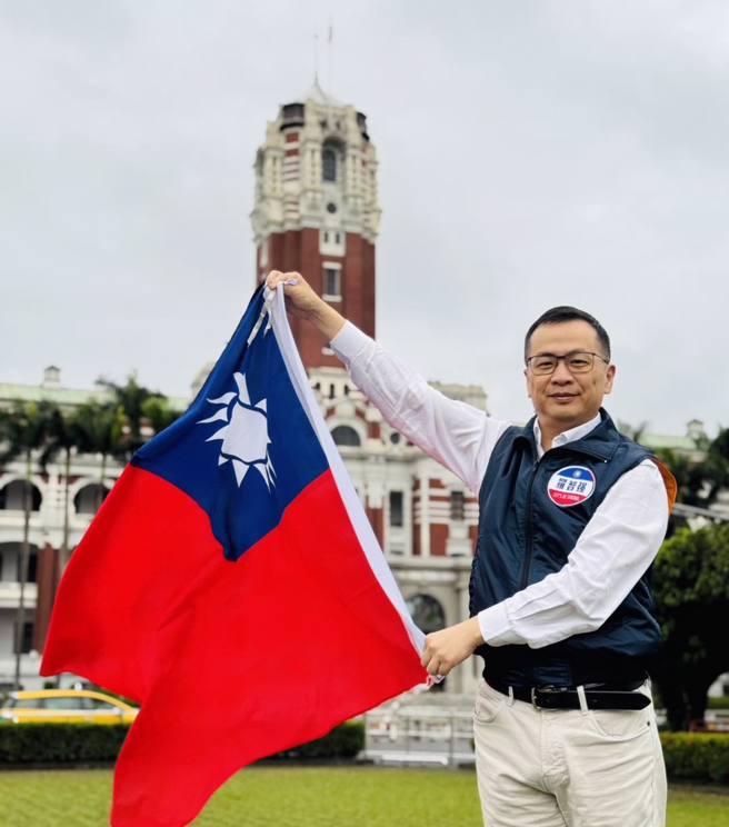 羅智強426清晨已抵達總統府。（圖／羅智強臉書）