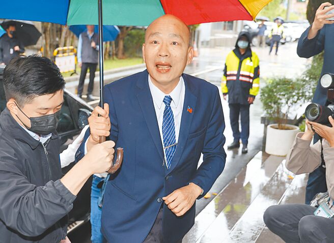 立法院長韓國瑜25日呼籲所有熱愛台灣民主的好朋友，關心台灣前途的好朋友，一起上凱達格蘭大道。（姚志平攝）