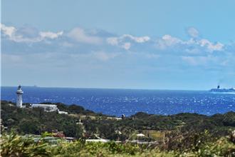 權宜輪「鼓浪嶼號」近岸航行 海巡廣播要求保持安全距離