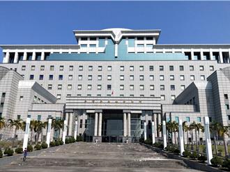 男子抚养继子6年 向妻前夫讨88万扶养费！因「这理由」判驳回