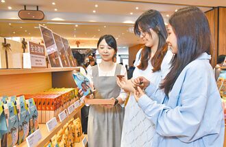 禮坊進駐101 怪奇伴手禮吸客