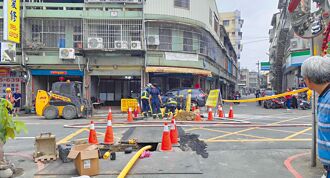 大里天然氣管線氣爆 8工人燒燙傷