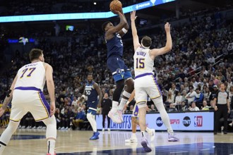 NBA》关键改判！爱德华兹轰43分逆袭湖人 灰狼宣告听牌