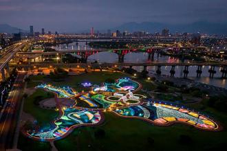 「新北河濱蝶戀季・初夏奇境」5／10登場！走入花海與光影交織的秘境花園