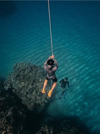 大腸癌患者術後圓夢！國際傷口造口師助潛水 深海安心玩