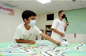 偏鄉孩童課輔班寫機器人程式 用科技說家鄉故事