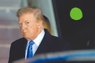 川普：美船應免費使用巴拿馬、蘇伊士運河