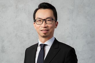 聯博投信董事長 翁振國以主動力量 實現收益投資理念