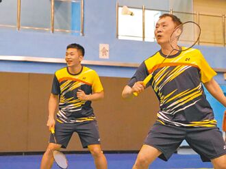 老爸挑战羽球 李洋将到场应援