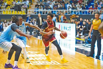 PLG》獵鷹大幅領先險翻船 力退勇士續命