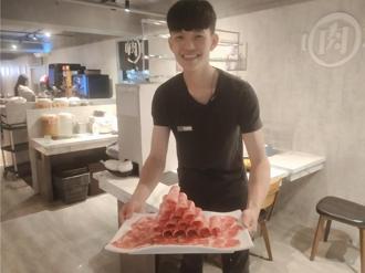 肉多多讓媽媽「大吃一斤」 母親節4人同行送肉肉山