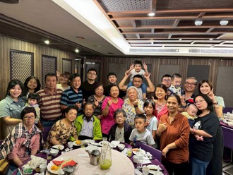 臺北市114年金婚表揚見證「70年白金婚」 傳遞世代家庭幸福曝婚姻秘訣