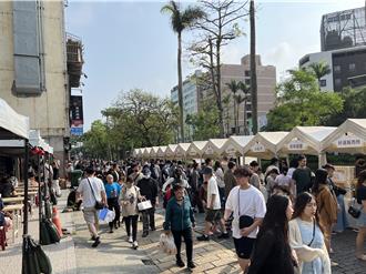 竹市護城河畔辦市集 民怨停車場梯間封閉、電梯等超久