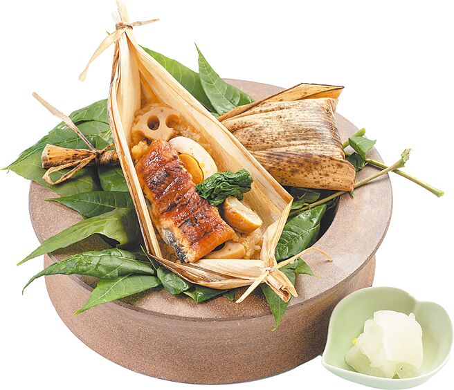 SOGO復兴馆期间限定，EN和食蒲烧鳗鱼和风粽子，580元（2颗）。（SOGO提供）