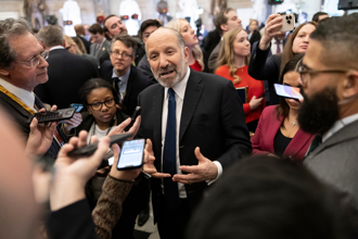 川普100天》美商务部长访台积电亚利桑那厂   库克、黄仁勋、苏姿丰力挺扩厂