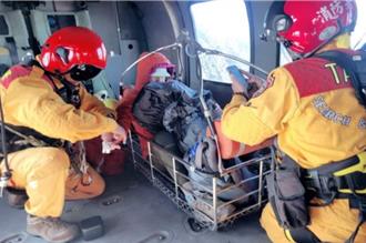 馬博橫斷驚魂！女山友高山症發作 捱一夜搭黑鷹直升機吊掛送醫
