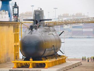 郭璽爆料「海鯤號進水主機故障」  海軍緊急回應