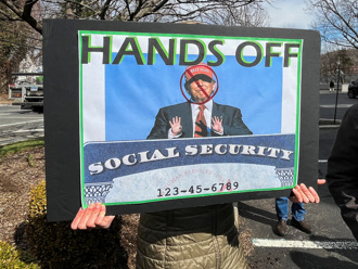 就怕拿不到！ 川普吓坏美国人 爆退休金提前申领潮