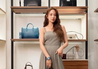 「鬼鬼」吳映潔當媽很時尚 火速瘦身堅持不拿媽媽包