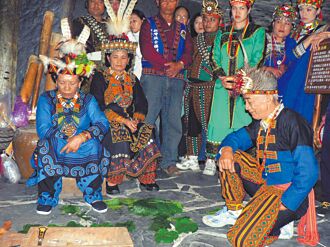 鼓勵親族刺紋 羅木蘭守護文化