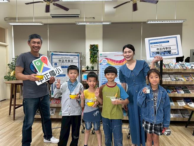 金門中正國小響應「國際單寧日」，邀請師生「穿丹寧、吃丹寧」，一起用行動支持性別平等，倡導正確的性別意識與自我保護觀念。(圖／中正國小提供)