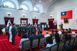 主持將官晉任授階典禮 賴總統：靈活創新務實 發揮現代化軍隊效能