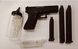 桃園知名牛肉湯遭空氣槍掃射   竟是因感情糾紛惹的禍