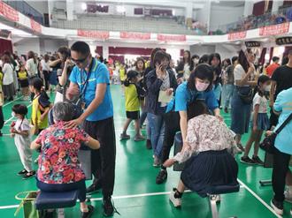 勞動節不上班！雲林2國小讓媽媽當一天公主、女王