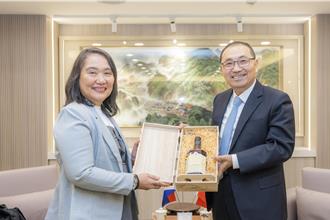 馬尼拉代表葛若菲拜會新北 侯友宜：致力打造友善環境