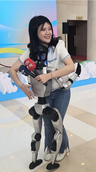 一次性消費模式難持續   人形機器人租不出去了