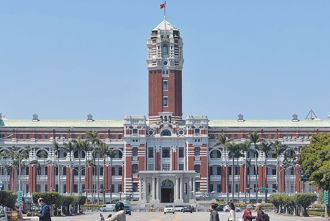 總統府暫停1服務 又扯「因應預算刪凍」 網轟：有完沒完