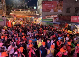 直播》進喔！進喔！白沙屯媽起駕 粉紅超跑34小時急行衝北港