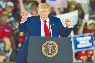 列100句谎话 CNN逐条打脸川普