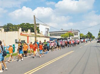 6000步換10扭幣 雲林今邁步