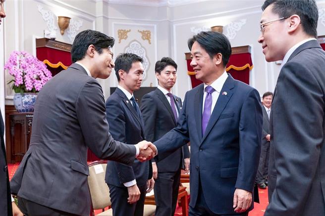 接见日自民党青年局干部 赖清德以半导体为例：台产业互补合作创双赢。总统府提供