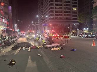 汐止重機對撞！28歲男左轉去麥當勞上班 遭直行車撞飛慘死店門口