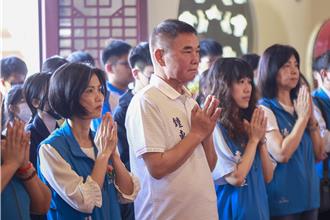 苗栗會考祈福 鍾東錦率全縣校長為3887學子祈福