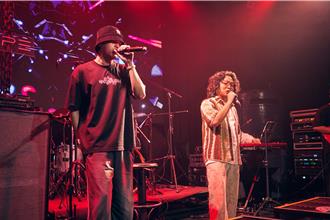 潘信維唱一半「陳零九突衝上台」 他當場嚇傻：為什麼你會出現